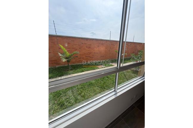 Apartamentos, Alquiler, Ciudad Pacifica - $1.150.000