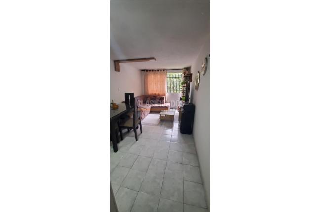 Apartamentos, Venta, Cañaverales - $215.000.000