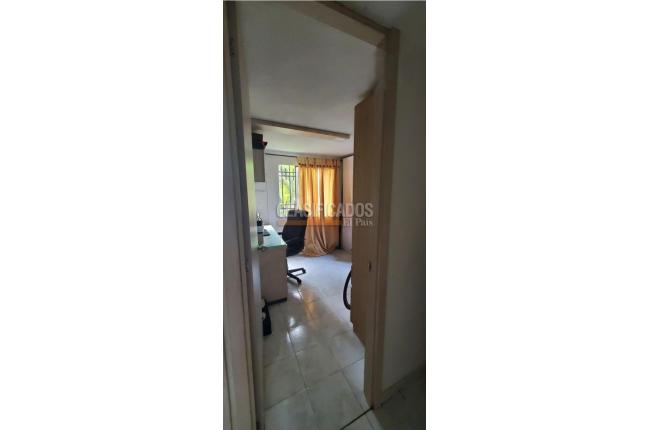 Apartamentos, Venta, Cañaverales - $215.000.000