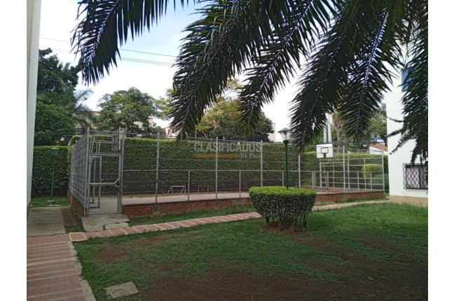 Apartamentos, Venta, Cañaverales - $215.000.000