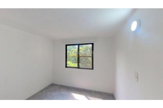Apartamentos, Venta en Cañaverales
