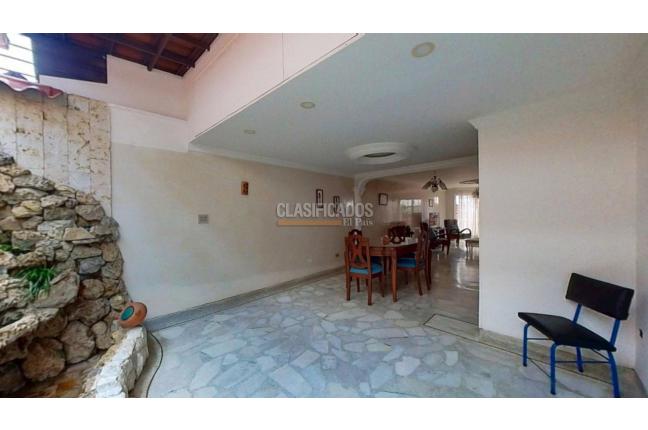 Casas, Venta en El Refugio