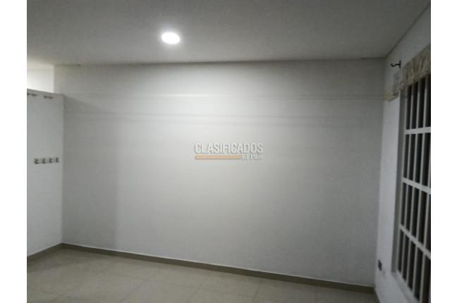 Apartaestudios, Alquiler, Prados del Limonar