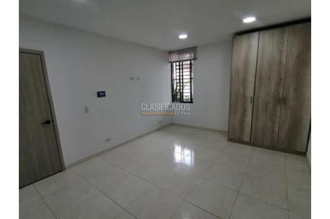 Edificios, Venta, Primero de Mayo - $2.500.000.000