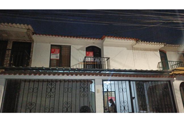 Casas, Alquiler, Los Guaduales - $1.500.000