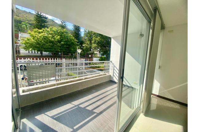 Apartamentos, Alquiler, Cristales - $2.850.000
