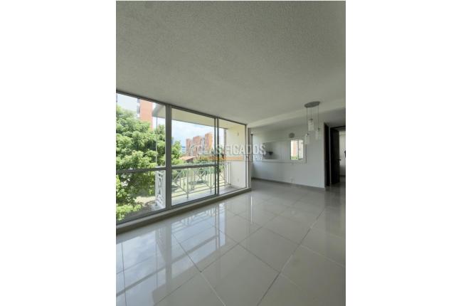 Apartamentos, Venta en Valle del Lili
