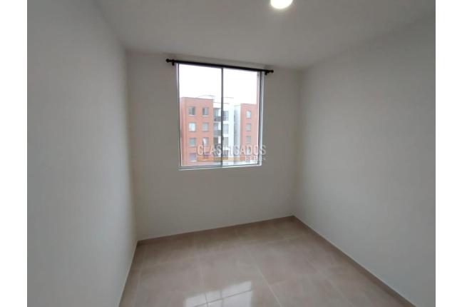 Apartamentos, Alquiler, Ciudad Melendez - $1.350.000