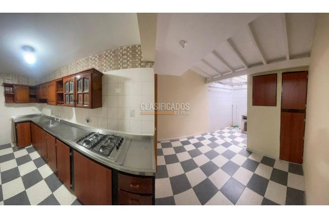 Casas, Venta, Miraflores - $750.000.000