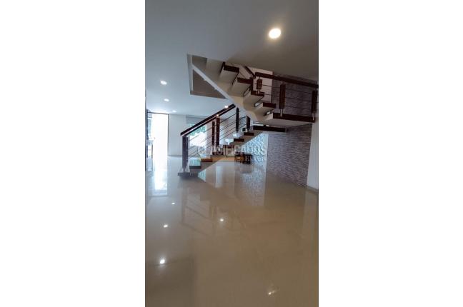 Casas, Venta en Ciudad Jardín