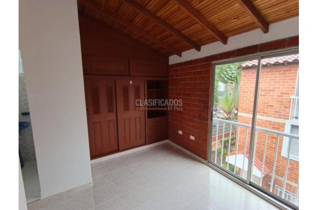 Casas, Alquiler, Caney - $2.200.000