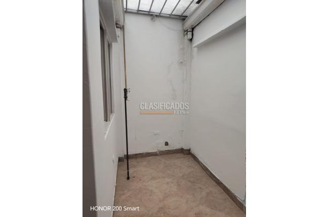 Casas, Alquiler, Champagñat - $2.300.000