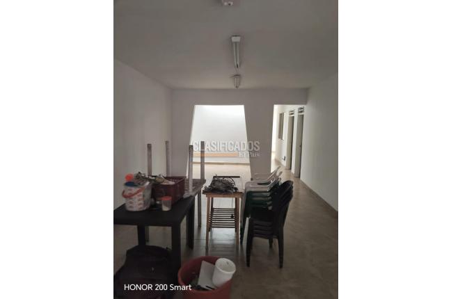 Casas, Alquiler en Champagñat