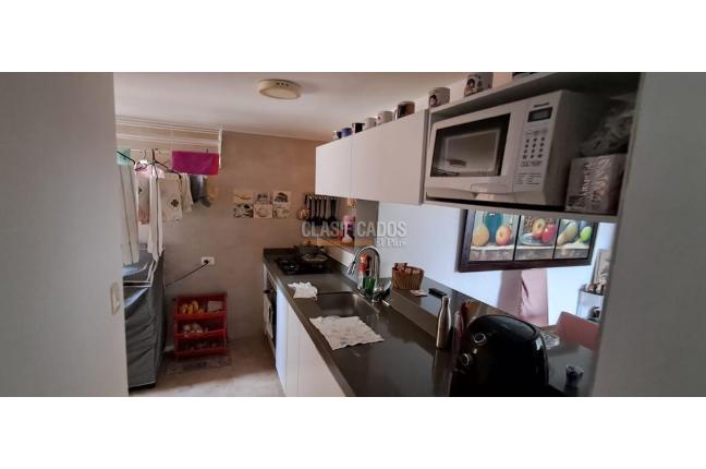 Apartamentos, Venta, Primero de Mayo - $300.000.000