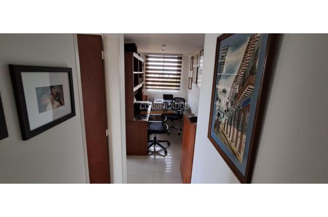 Apartamentos, Venta, Primero de Mayo - $300.000.000