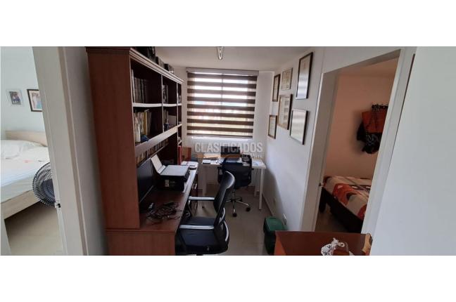 Apartamentos, Venta, Primero de Mayo - $300.000.000