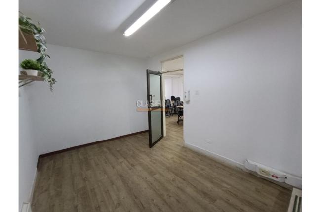 Oficinas y Consultorios, Alquiler, La Flora - $5.500.000
