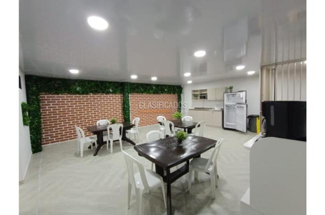 Oficinas y Consultorios, Alquiler, La Flora - $5.500.000