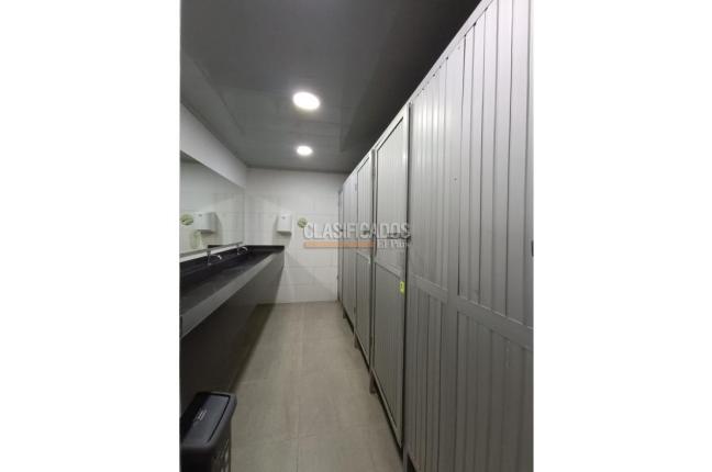 Oficinas y Consultorios, Alquiler, La Flora - $5.500.000