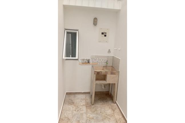 Apartamentos, Alquiler, 7 de Agosto - $790.000