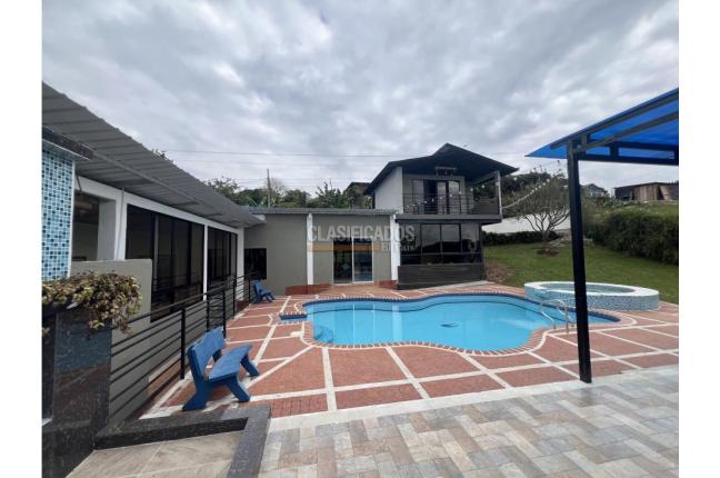 Fincas y Casas Campestres, Venta en Calima (Darién)