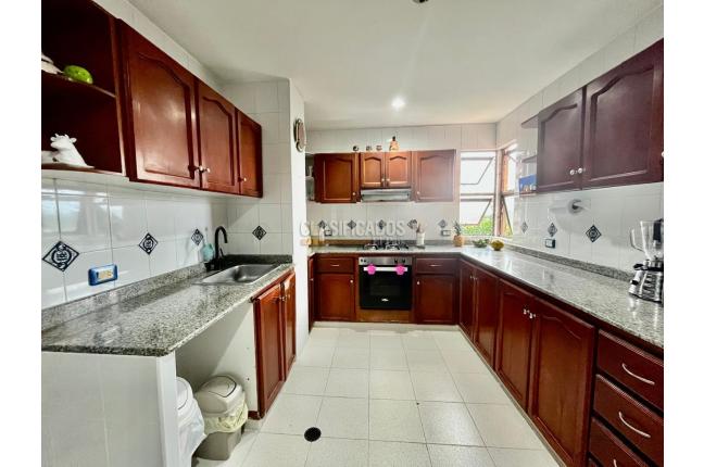 Apartamentos, Venta en Ciudad Jardín
