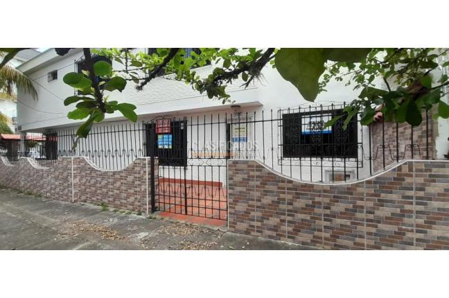 Locales y Bodegas, Alquiler, Pampalinda - $2.400.000