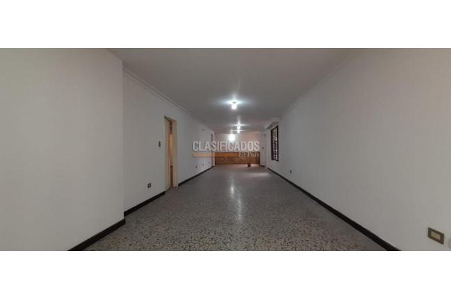 Locales y Bodegas, Alquiler, Pampalinda - $2.400.000
