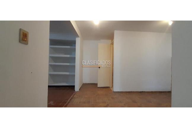 Locales y Bodegas, Alquiler, Pampalinda - $2.400.000