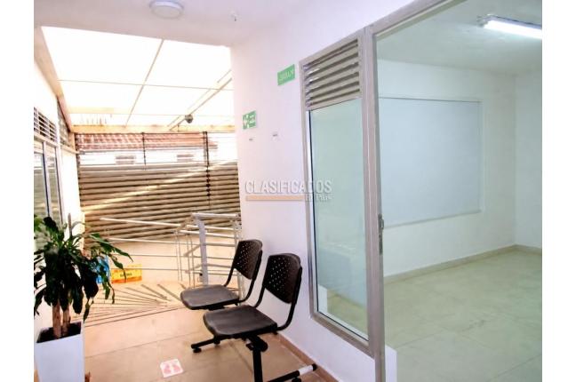 Oficinas y Consultorios, Alquiler, Floridablanca - $800.000
