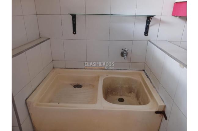 Apartamentos, Alquiler, Cuarto de Legua - $1.600.000