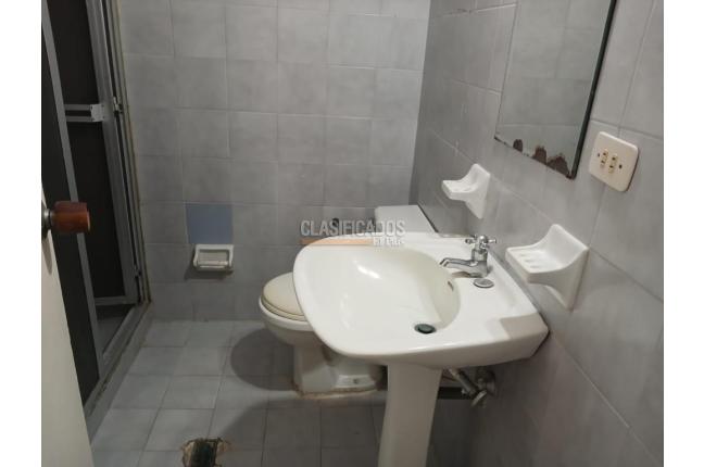 Apartamentos, Alquiler, Cuarto de Legua - $1.600.000