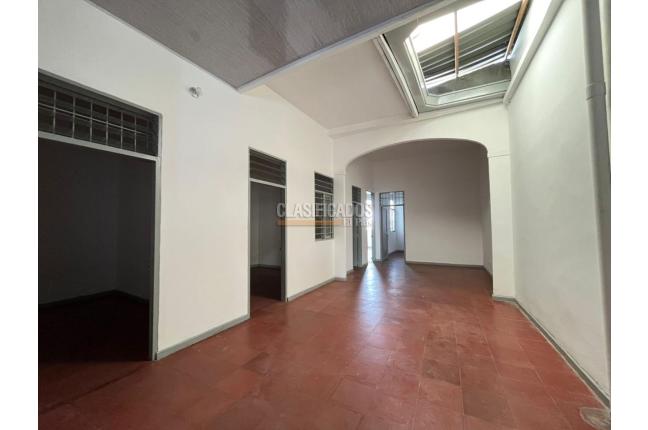 Apartamentos, Alquiler en San Bosco