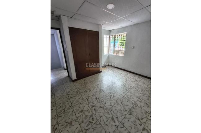 Casas, Venta, Urbanización La Merced - $550.000.000