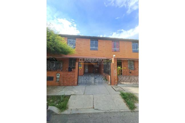 Casas, Alquiler en Valle del Lili