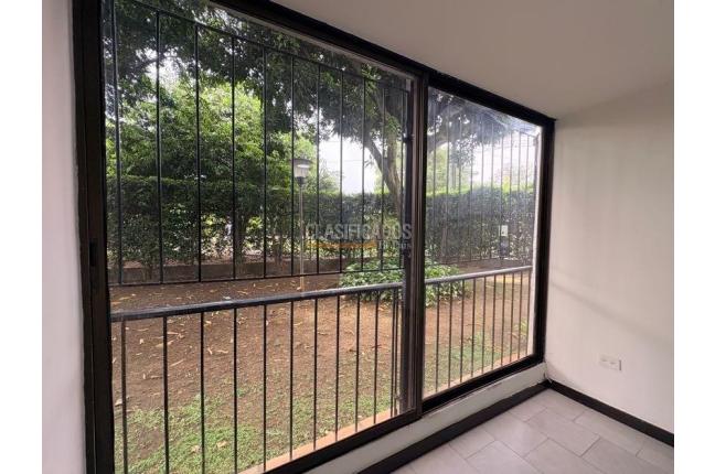 Apartamentos, Venta, Colseguros - $240.000.000