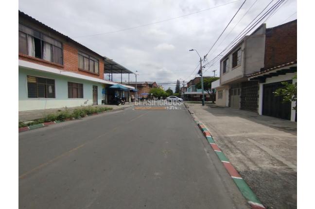 Apartamentos, Alquiler, El Troncal - $2.000.000