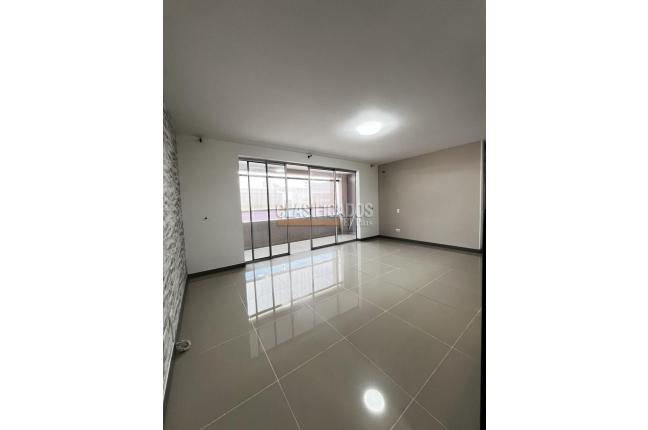 Apartamentos, Alquiler en La Flora