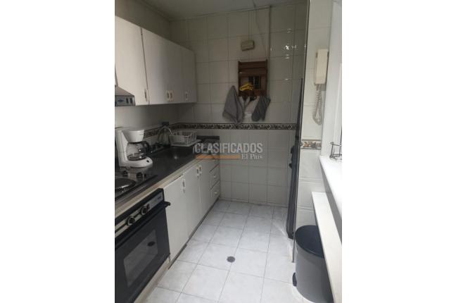 Apartaestudios, Alquiler, Granada - $2.300.000