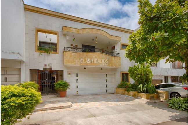 Casas, Alquiler en Ciudad Jardín