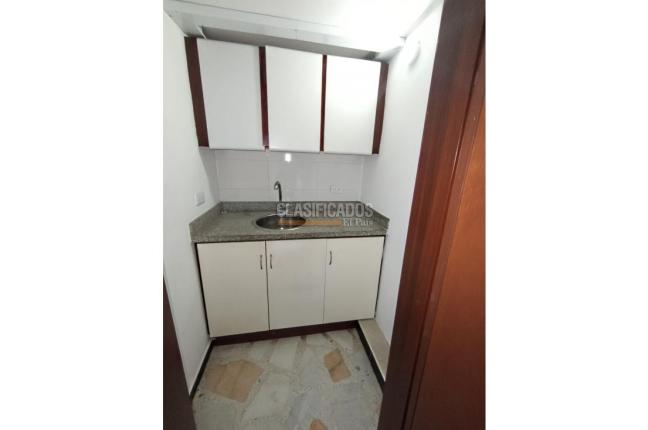 Oficinas y Consultorios, Alquiler en Santa Mónica Residencial