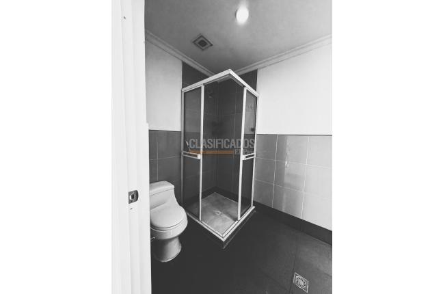 Apartamentos, Alquiler, Primero de Mayo - $1.600.000