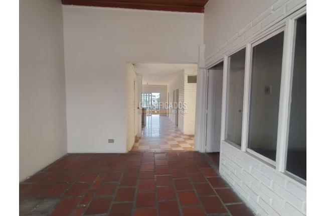 Casas, Alquiler, Eduardo Santos - $2.700.000