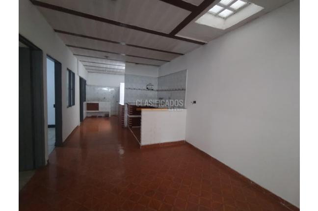 Casas, Alquiler, Eduardo Santos - $2.700.000