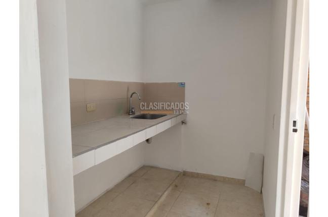Casas, Alquiler, Ciudad Córdoba - $800.000