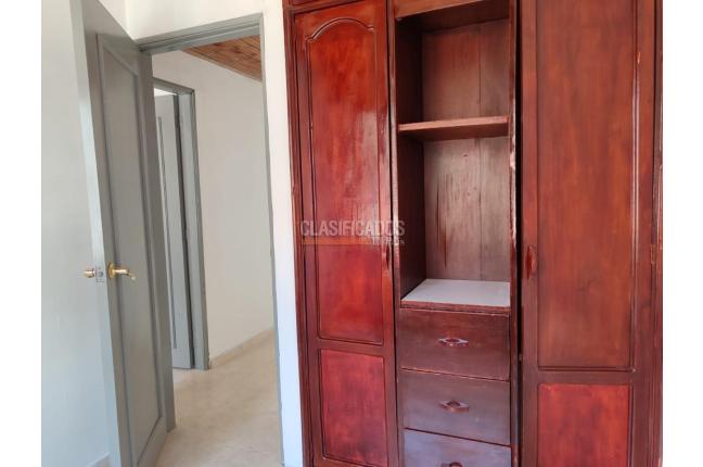 Casas, Alquiler, Ciudad Córdoba - $800.000