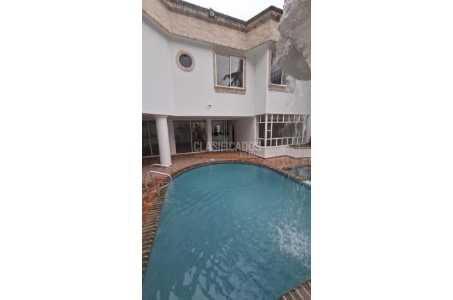 Casas, Venta, Cristales - $2.500.000.000