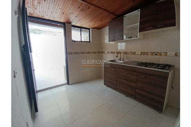 Casas, Alquiler en Ciudad Córdoba