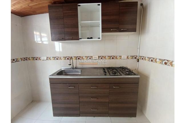 Casas, Alquiler en Ciudad Córdoba