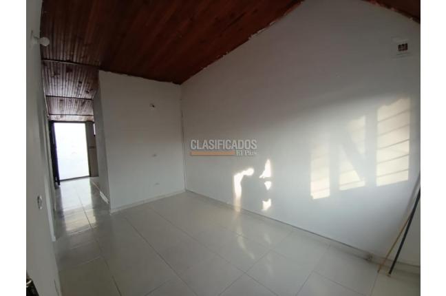 Casas, Alquiler, Ciudad Córdoba - $750.000